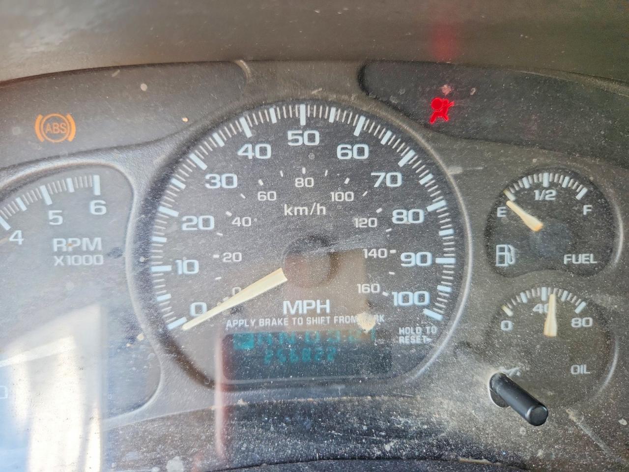 2002 Chevrolet Silverado K1500 Red vin: 2GCEK19T821311573