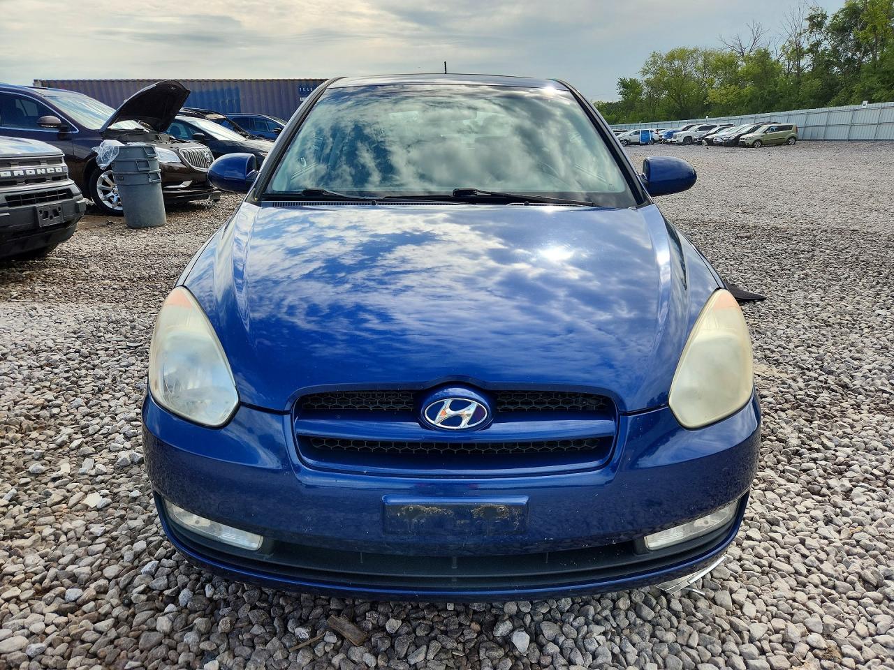 2007 Hyundai Accent Gs Blue vin: KMHCN36CX7U023883