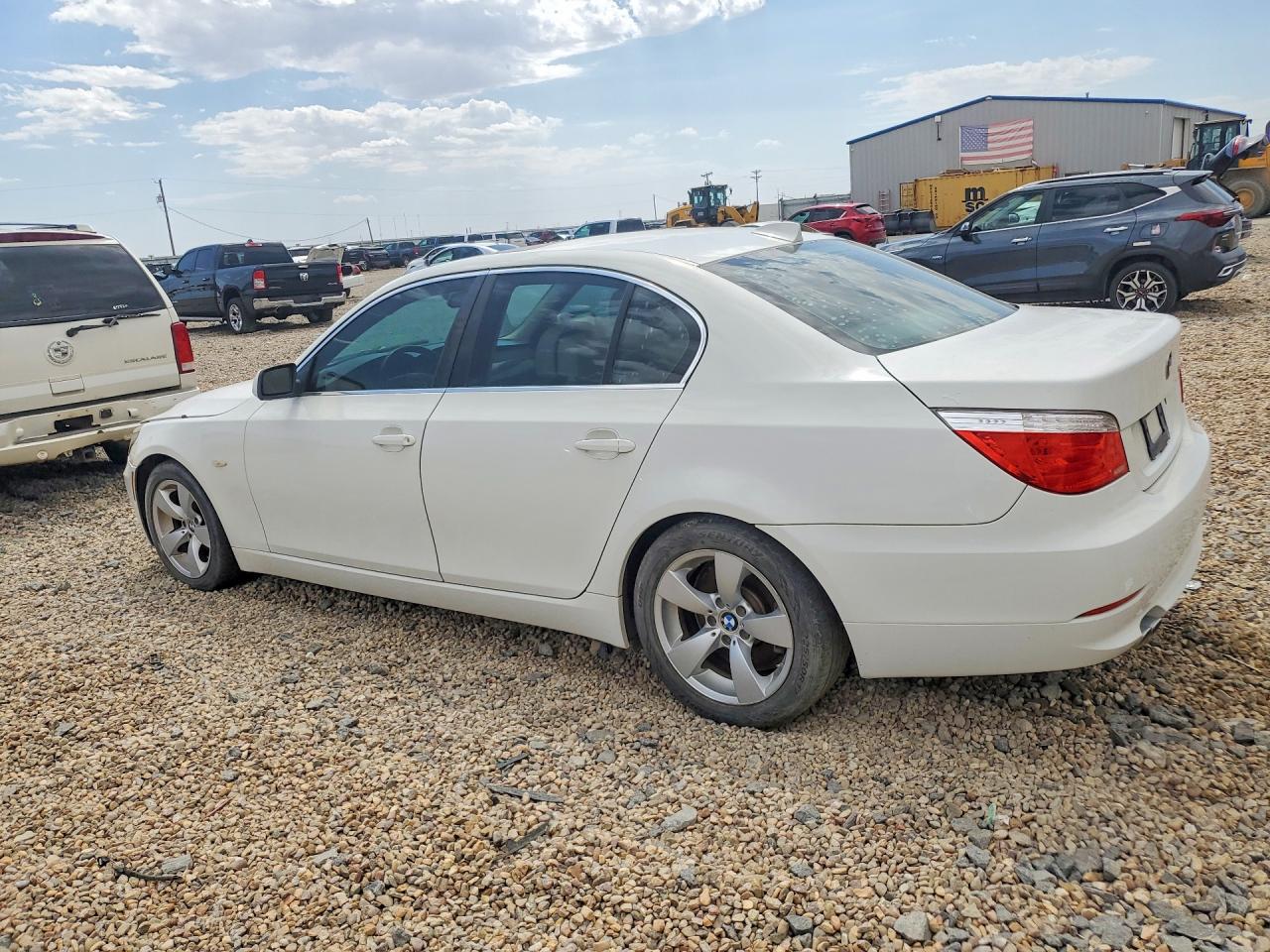 2008 Bmw 528 I White vin: WBANU53548C113410