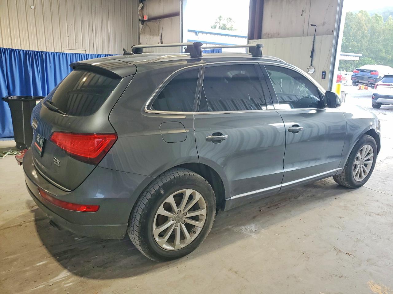 2015 Audi Q5 Premium Plus Gray vin: WA1LFAFP4FA068885