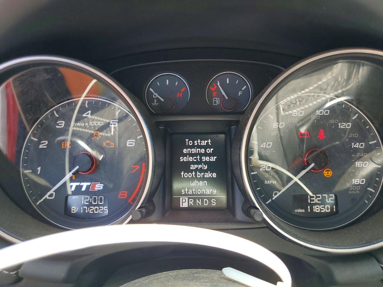 2009 Audi Tts Red vin: TRUUF38J591030705