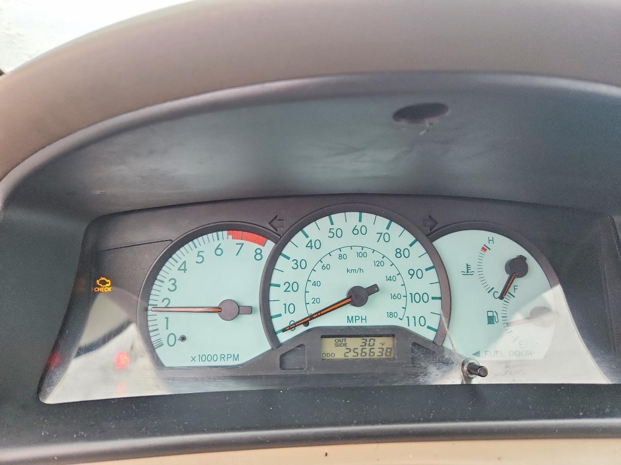 2004 Toyota Corolla Le Tan vin: 2T1BR32E14C267569