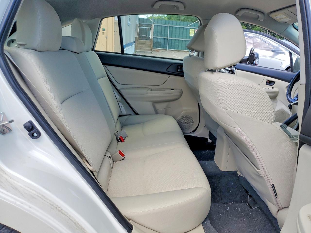 2013 Subaru Impreza White vin: JF1GPAA67DH814677
