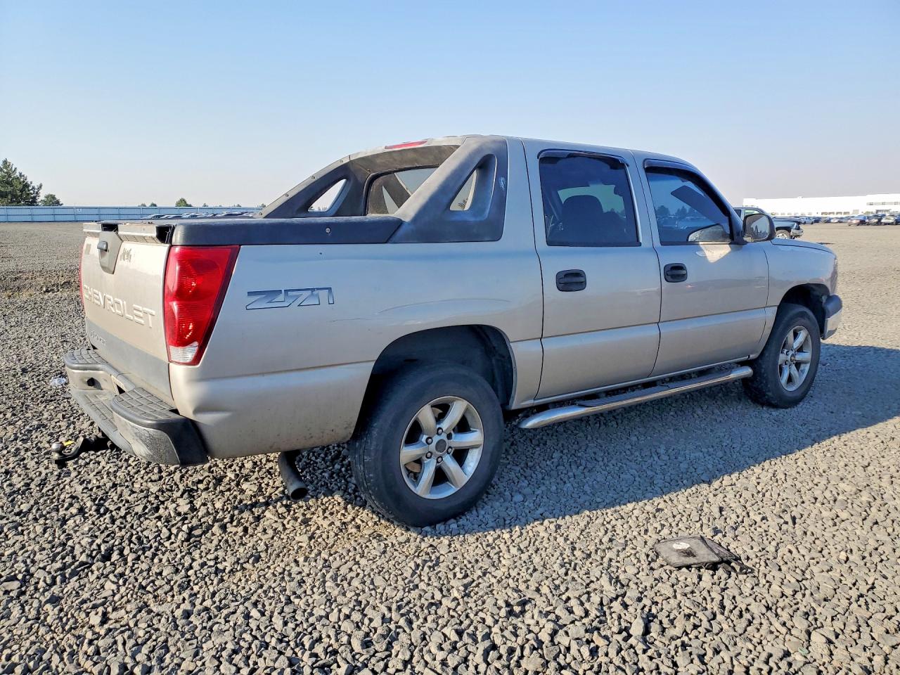 2005 Chevrolet Avalanche K1500 Silver vin: 3GNEK12Z35G229655