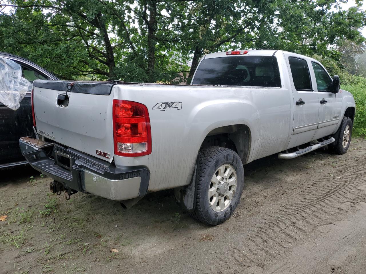 2011 Gmc Sierra K3500 Sle Gray vin: 1GT423CG3BF237183 Damage: Right Bed Side, Dent(S) W/ Paint Dmg, > 12 Inches