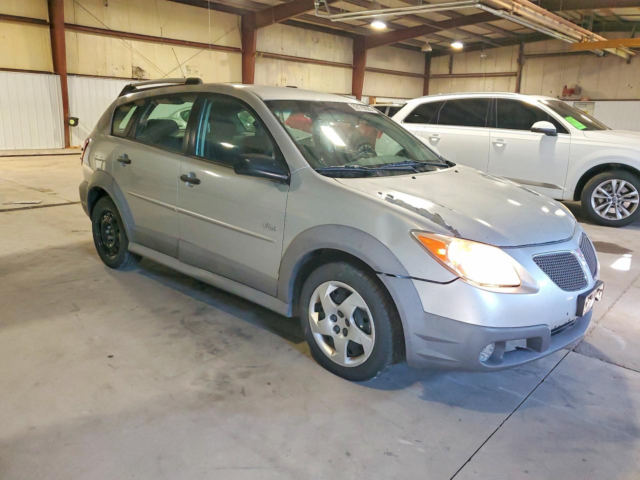2005 Pontiac Vibe Base Silver vin: 5Y2SL63815Z471629