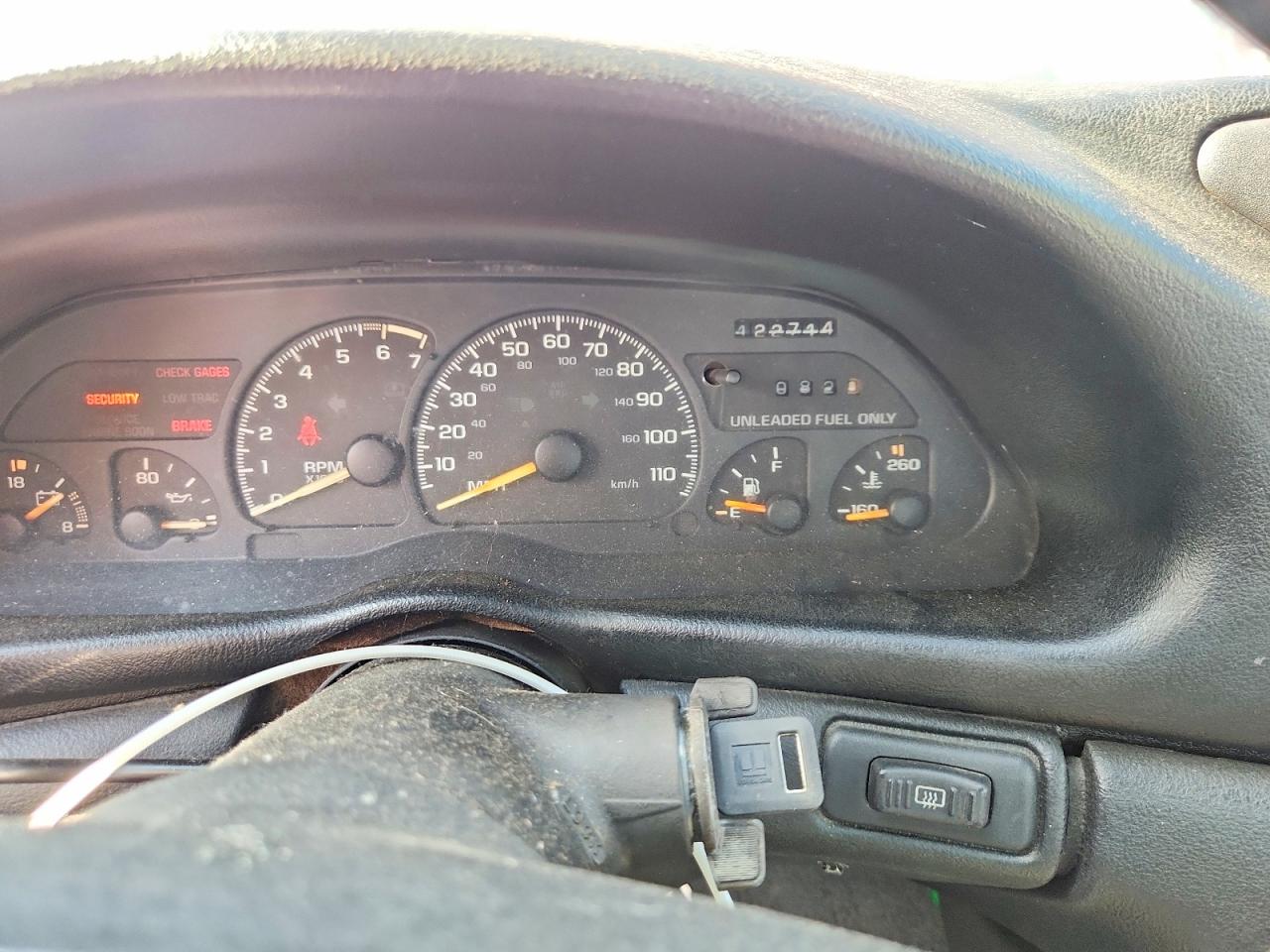1995 Chevrolet Camaro Red vin: 2G1FP22S9S2104111