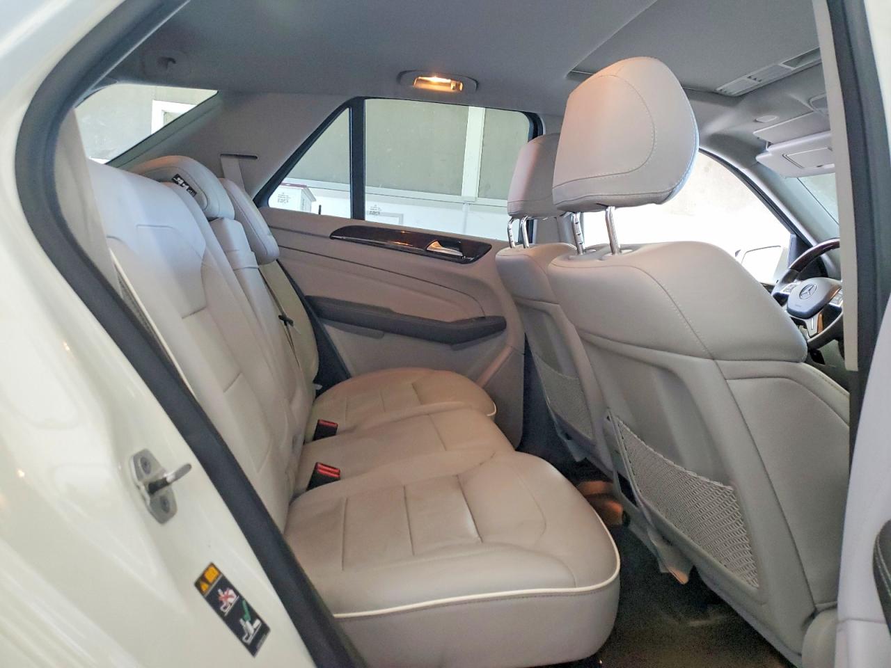 2013 Mercedes-benz Ml 350 Bluetec White vin: 4JGDA2EB5DA238586