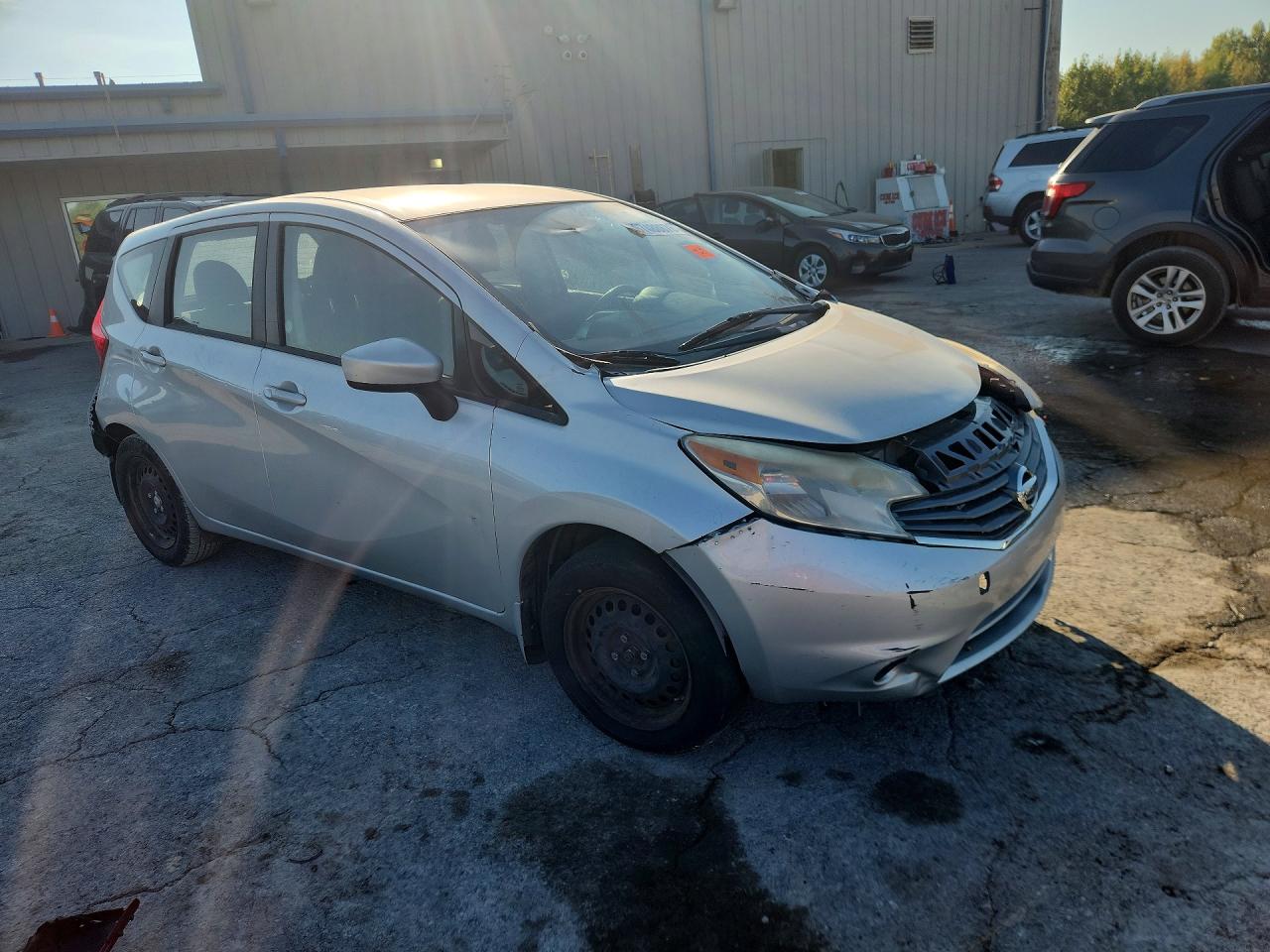 2015 Nissan Versa Note Sv Silver vin: 3N1CE2CP3FL411703