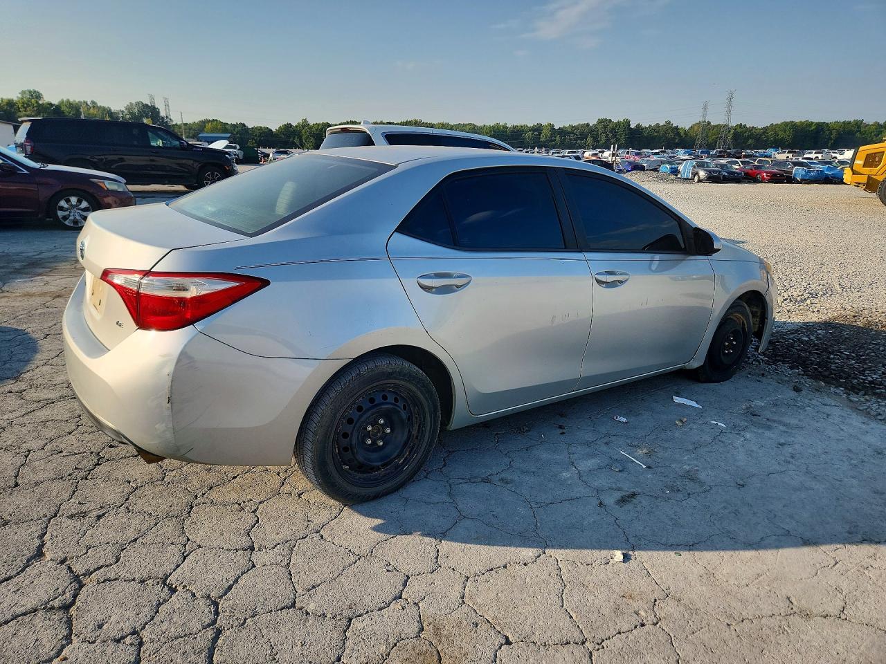 2014 Toyota Corolla Le Silver vin: 5YFBURHE1EP101773
