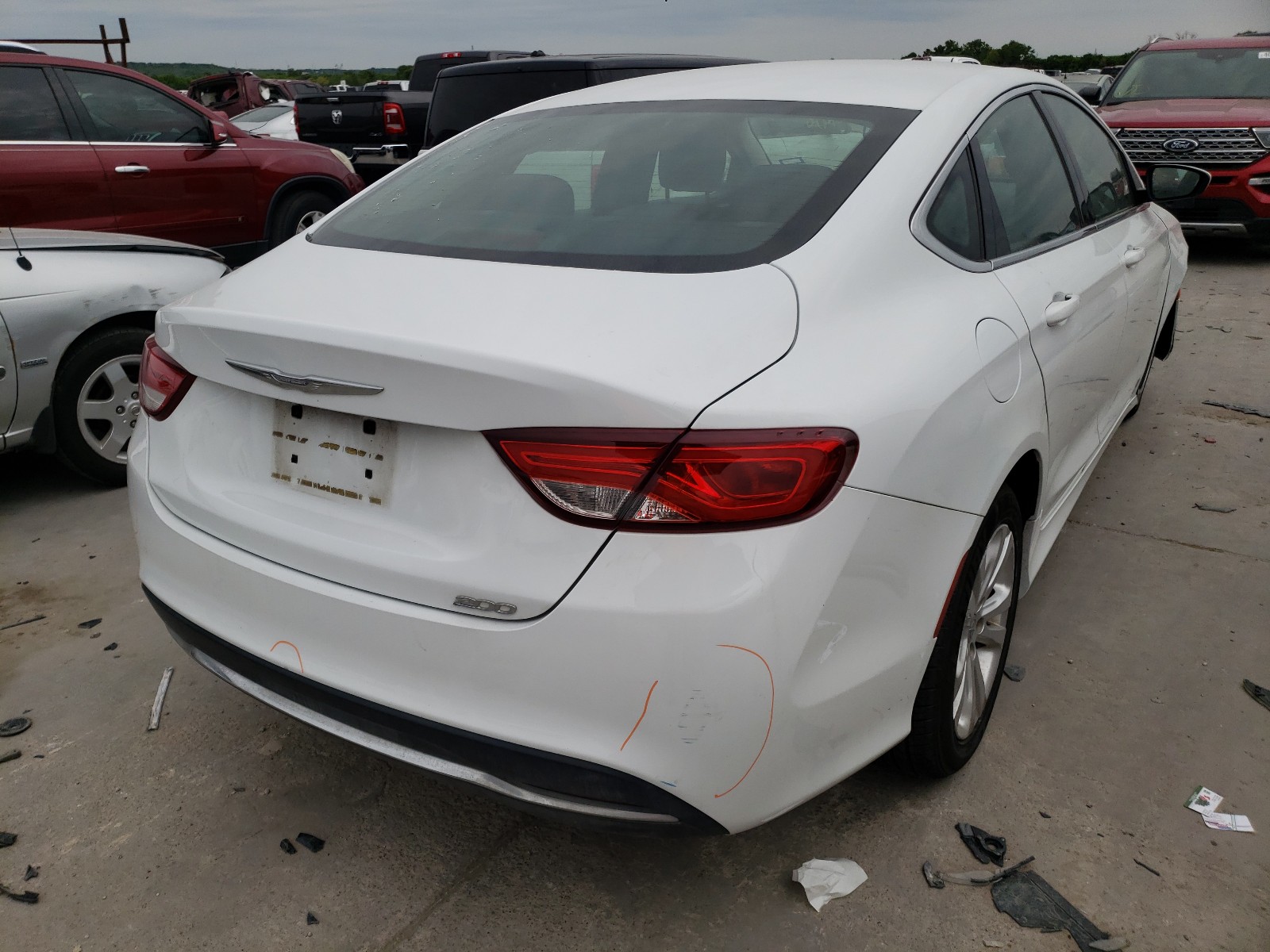 2015 Chrysler 200 Limited White vin: 1C3CCCAB8FN592124