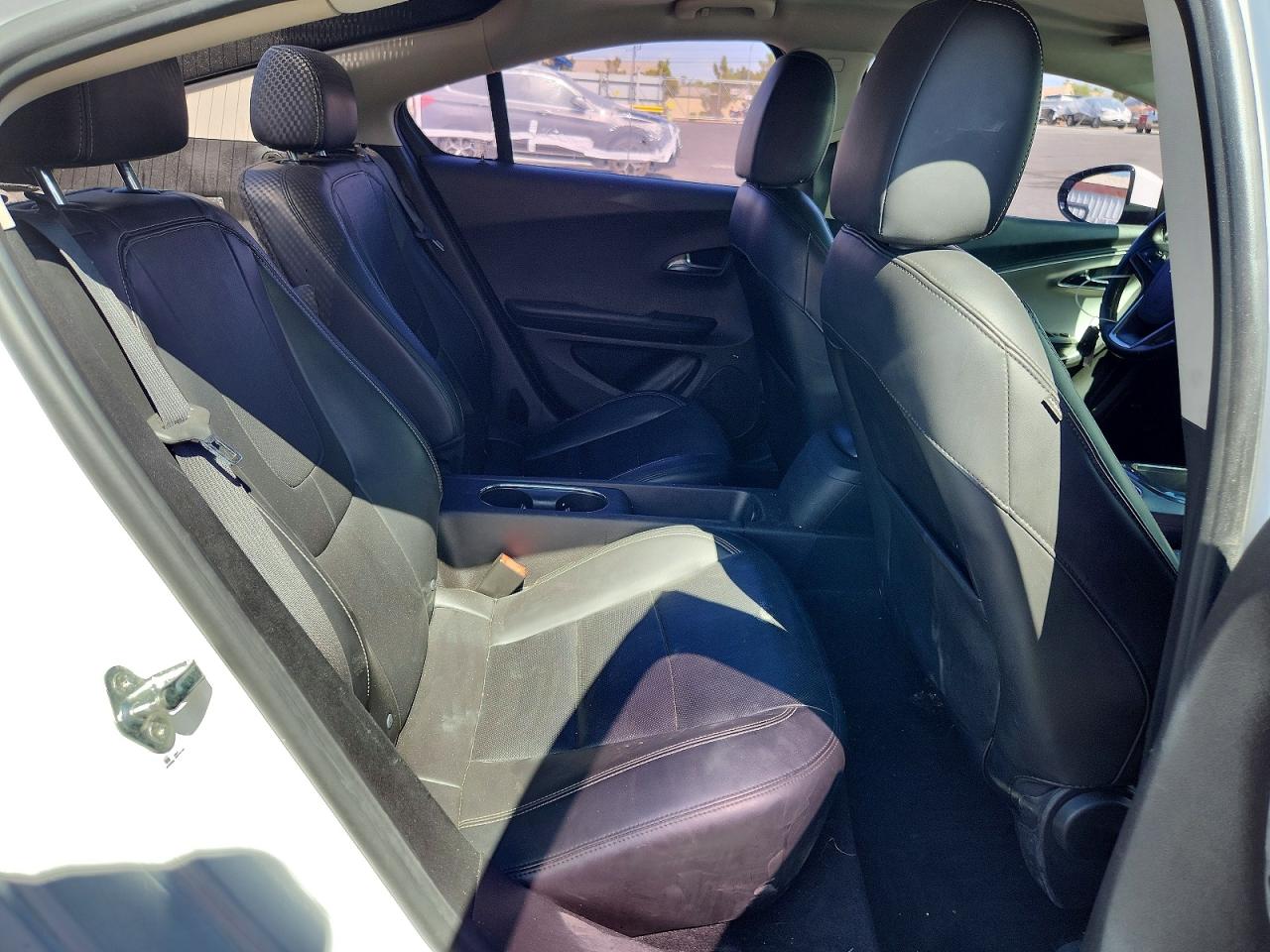 2012 Chevrolet Volt White vin: 1G1RD6E43CU105664