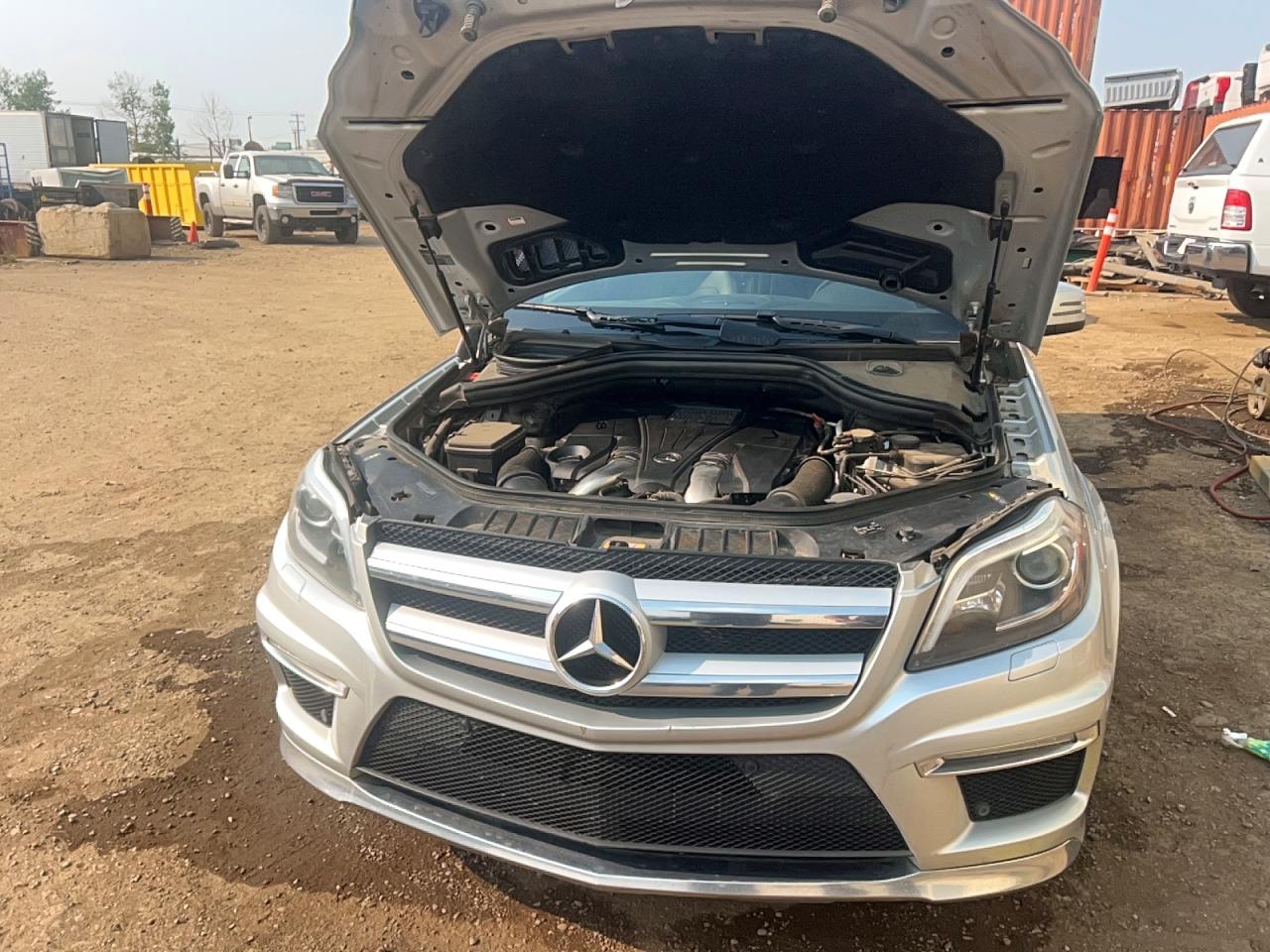 2013 Mercedes-benz Gl 550 4matic Silver vin: 4JGDF7DE8DA124091