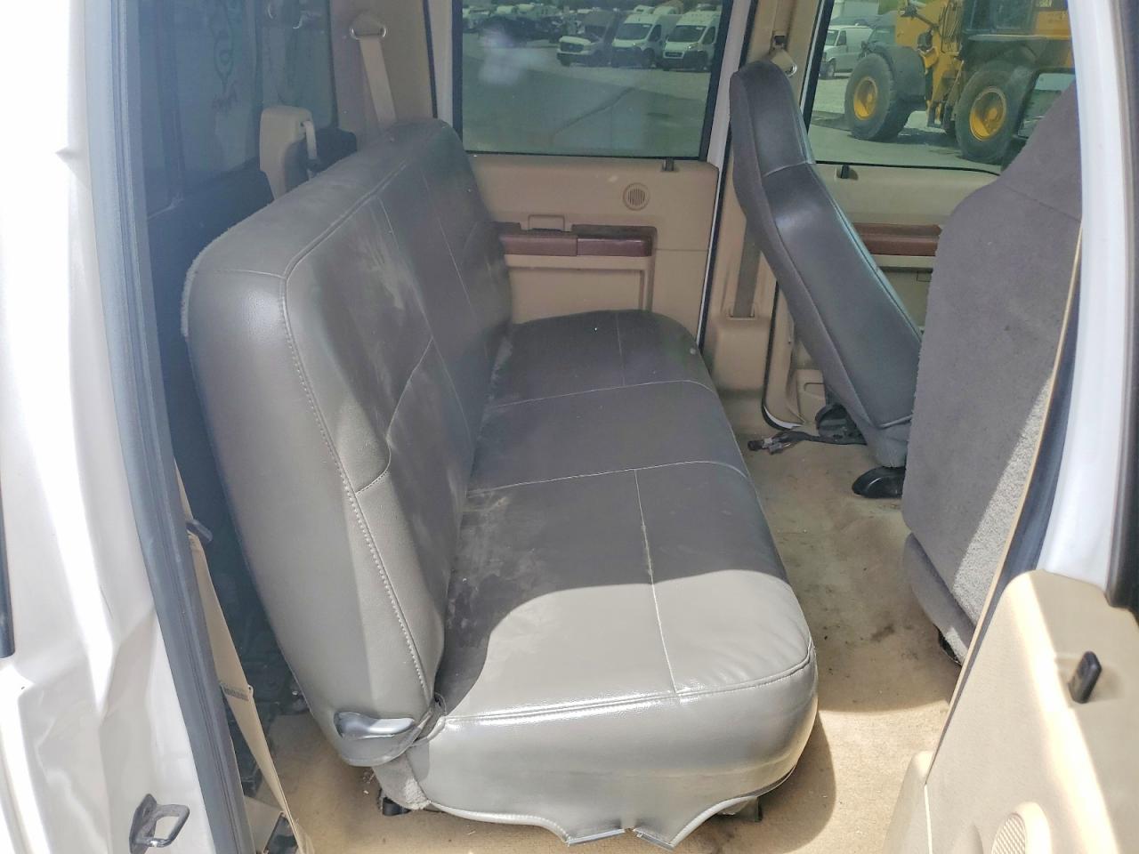 2010 Ford F350 Super Duty White vin: 1FTWW3DR6AEA74112