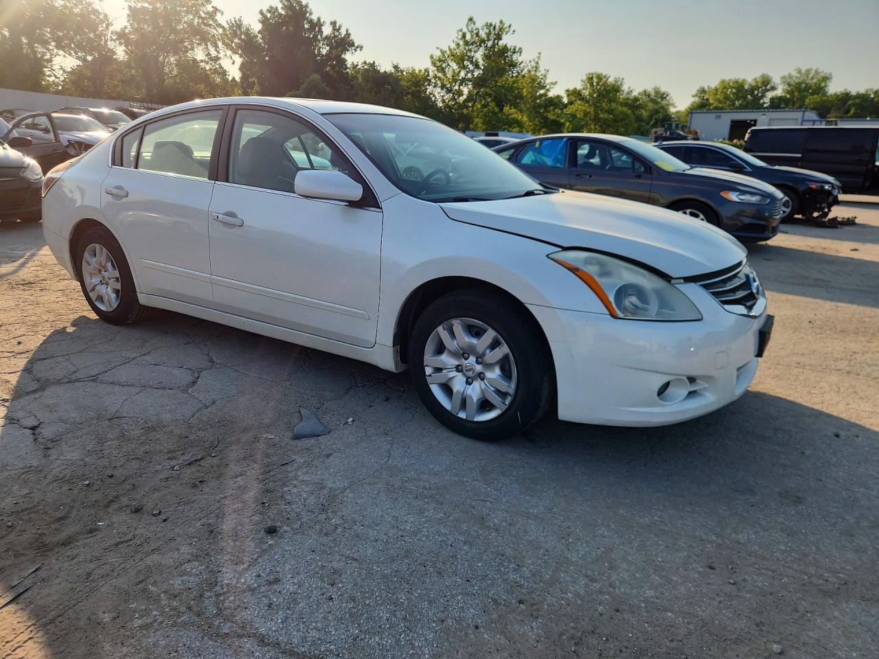 2012 Nissan Altima 2.5 White vin: 1N4AL2AP6CN442765
