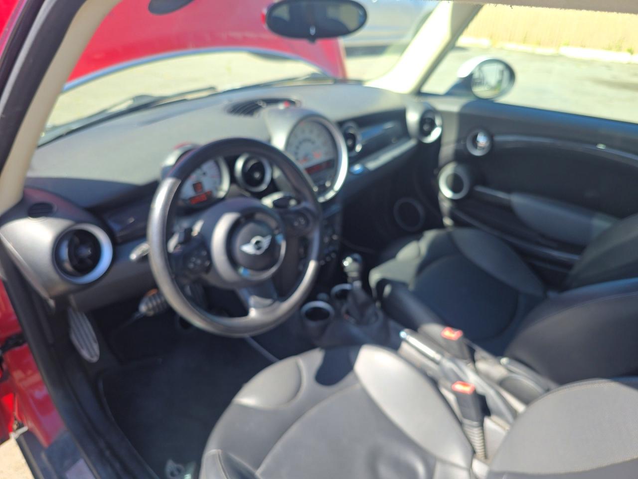 2012 Mini Cooper S Красный vin: WMWSV3C52CT385869