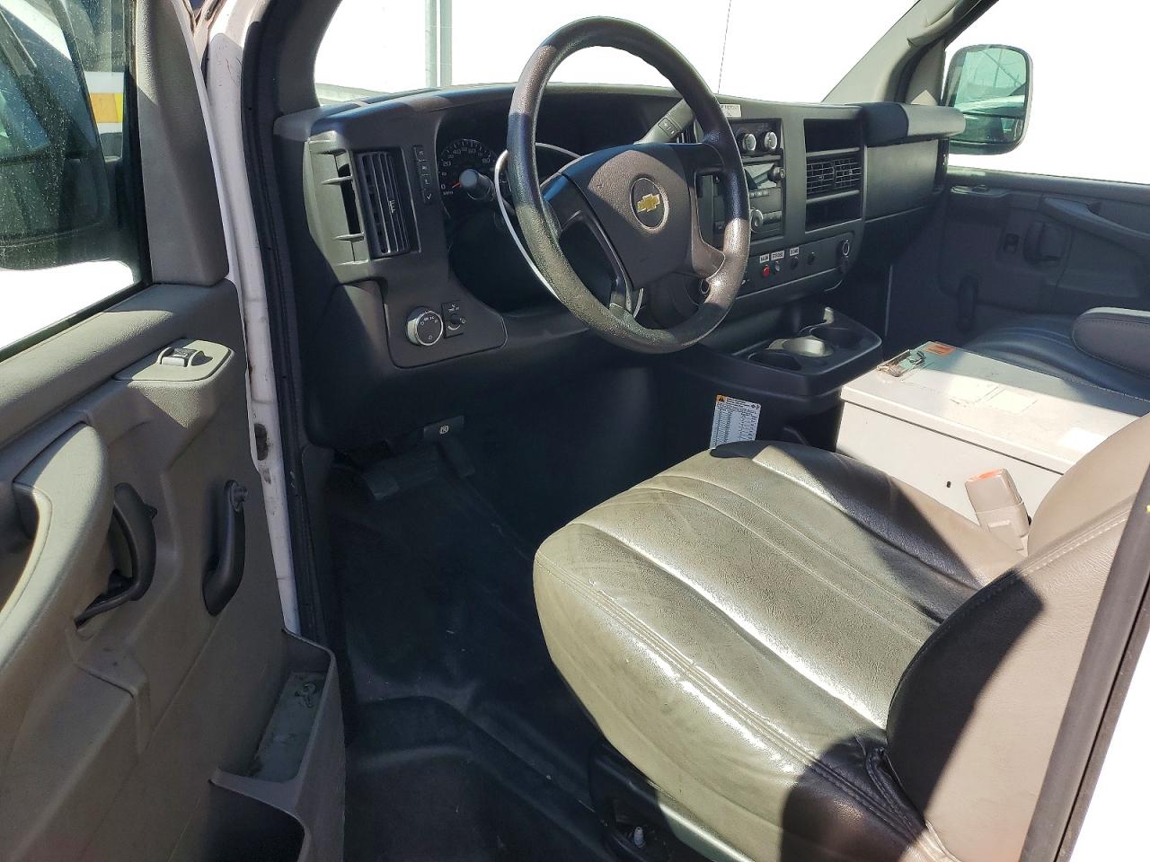 2013 Chevy Express G2500-r&d-cln Title-pri Fleet White vin: 1GCWGFCBXD1902421