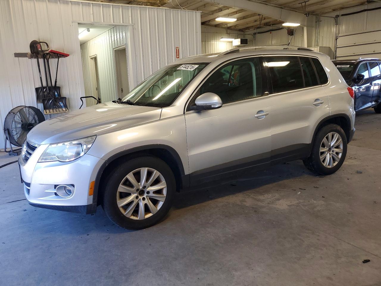 2009 Volkswagen Tiguan Se Silver vin: WVGBV75N39W534736