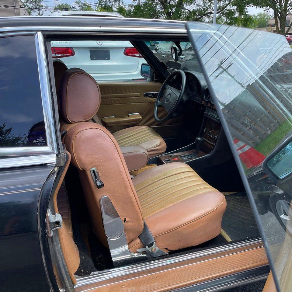 1988 Mercedes-benz 560 Sl Black vin: WDBBA48D5JA084797