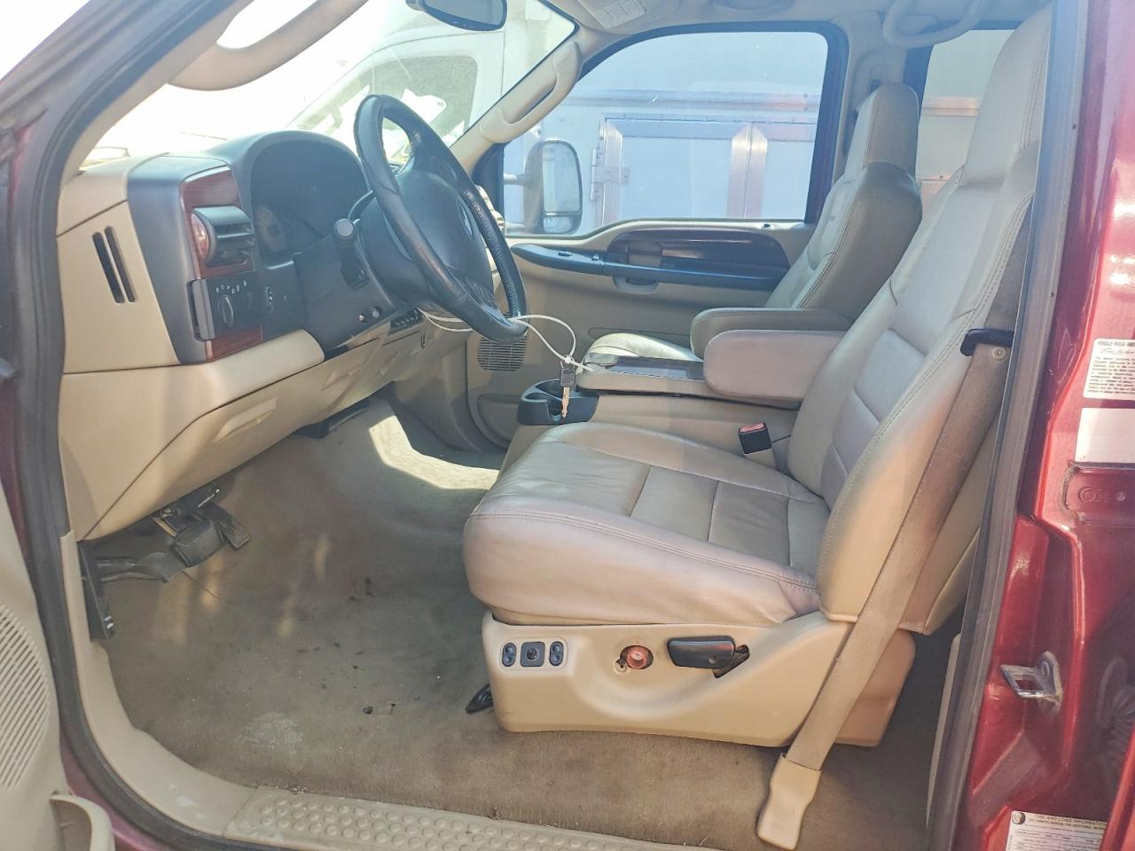 2005 Ford F350 Super Duty Maroon vin: 1FTWW33P45EA64491