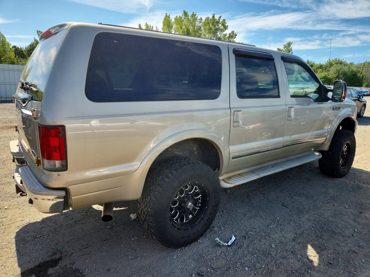 2005 Ford Excursion Limited Tan vin: 1FMNU43S75EA74181
