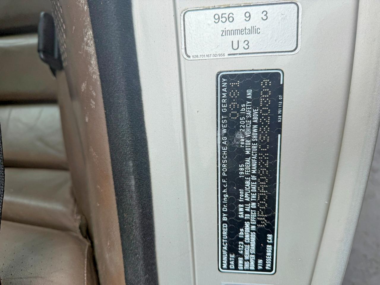 1982 Porsche 928 Silver vin: WP0JA092XCS820309