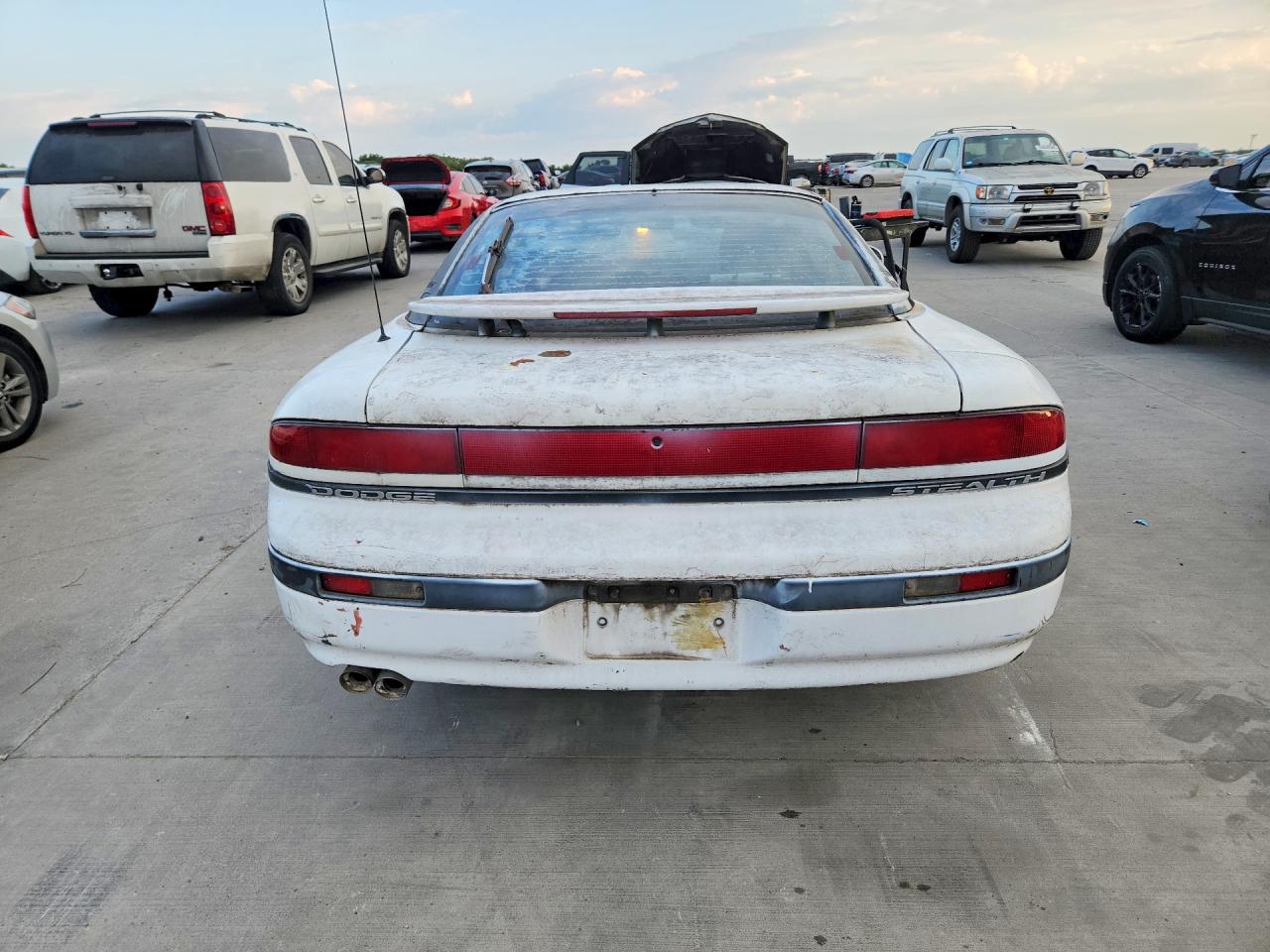 1992 Dodge Stealth White vin: JB3XD44SXNY022975