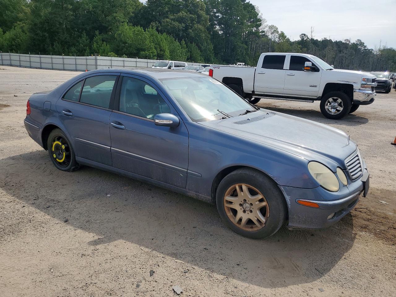 2003 Mercedes-benz E 320 Blue vin: WDBUF65J73A203307