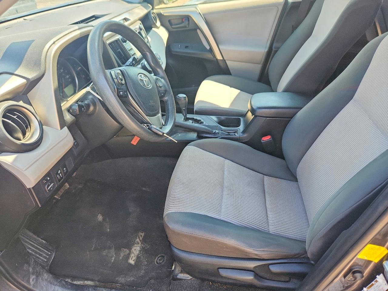 2013 Toyota Rav4 Le Gray vin: JTMBFREV4D5015660
