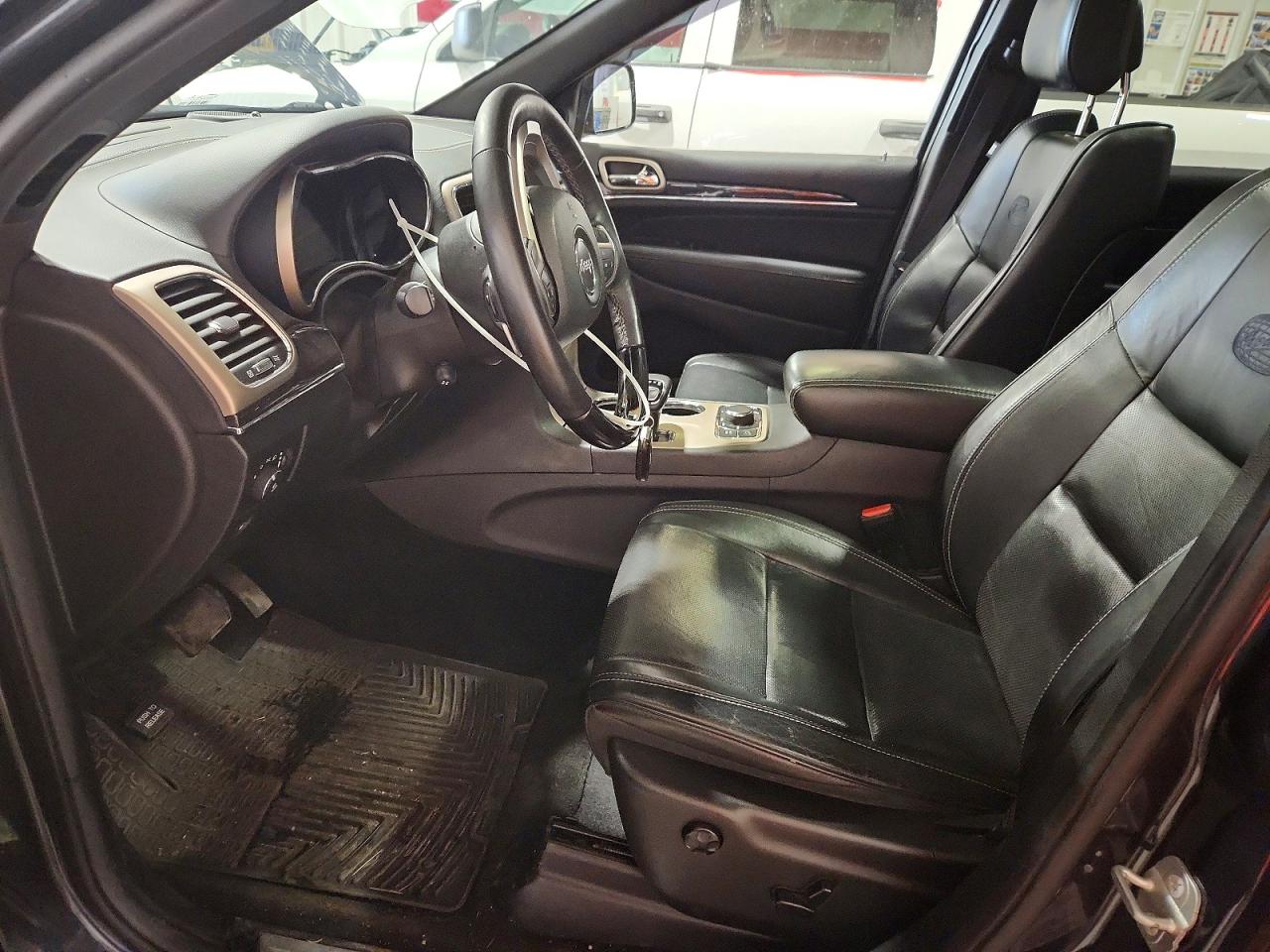 2014 Jeep Grand Cherokee Overland Black vin: 1C4RJFCG4EC386542