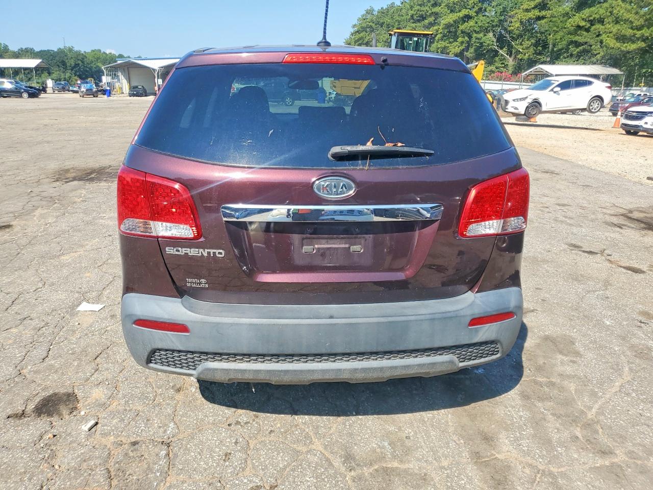 2011 Kia Sorento Lx Burgundy vin: 5XYKTCA18BG074529