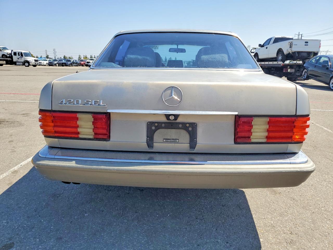1991 Mercedes-benz 420 Sel Кремовый vin: WDBCA35E5MA606716