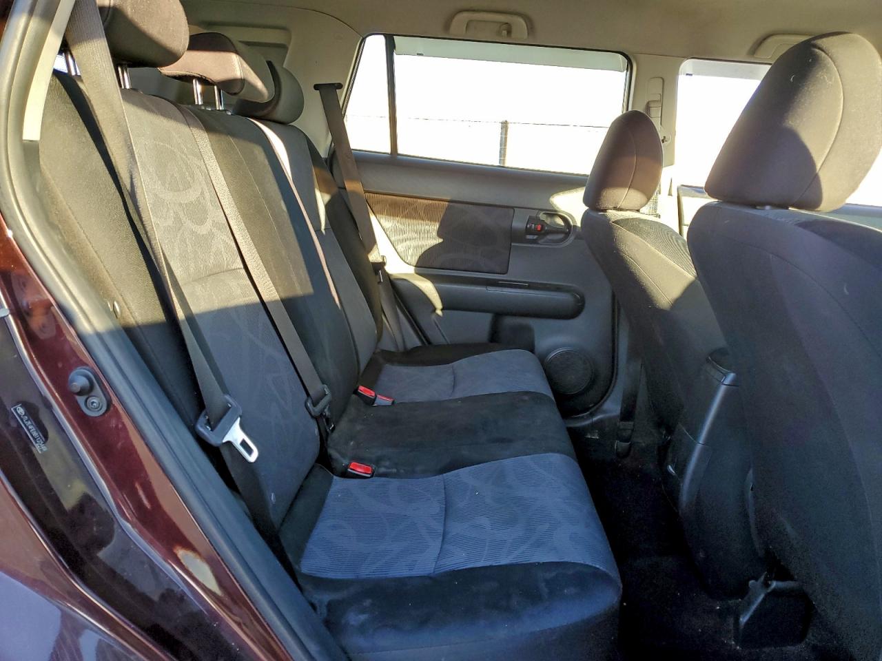2011 Toyota Scion Xb Purple vin: JTLZE4FE6B1123449