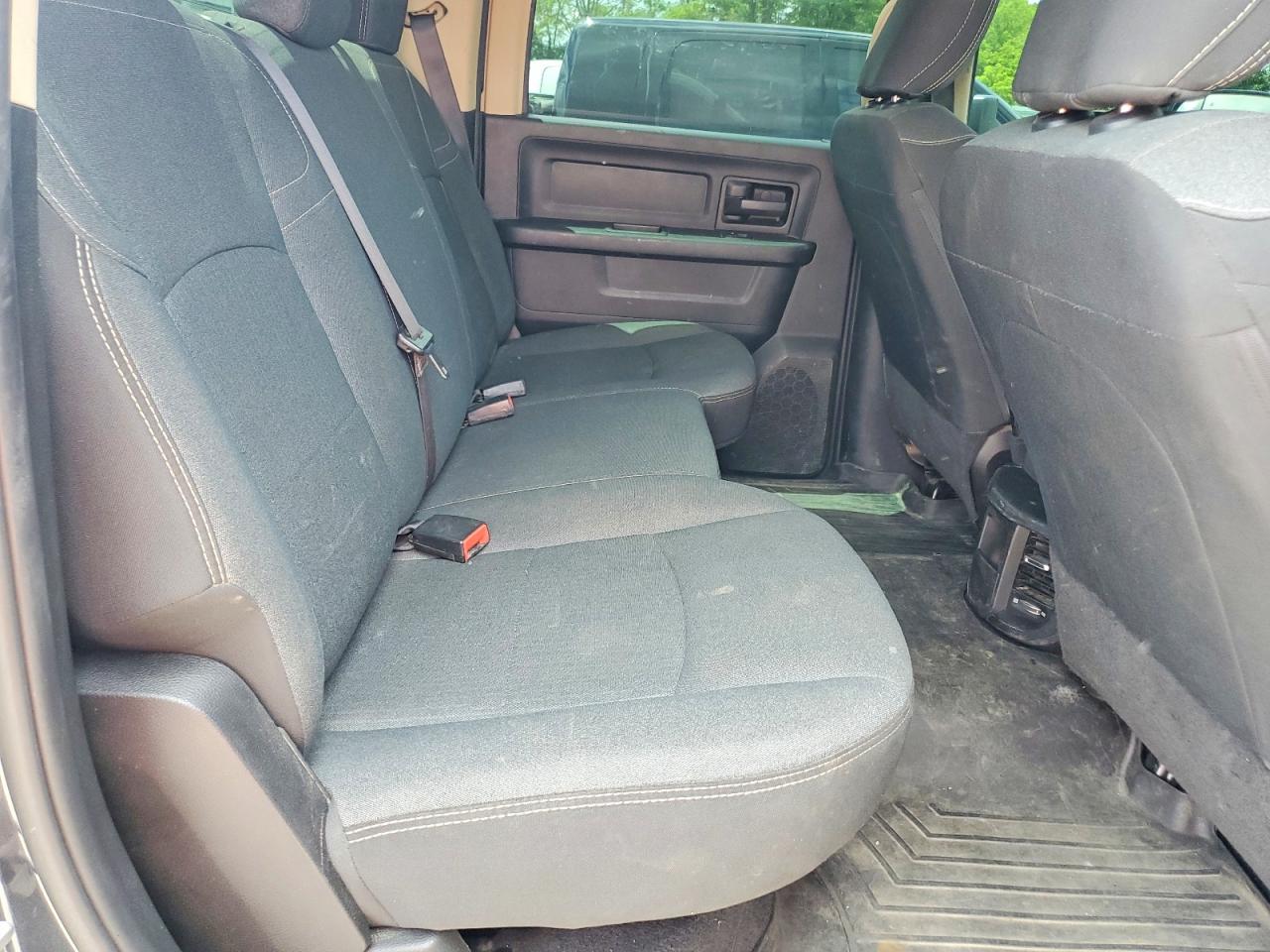 2020 Ram 2500 Tradesman Gray vin: 3C6UR5CLXLG257183