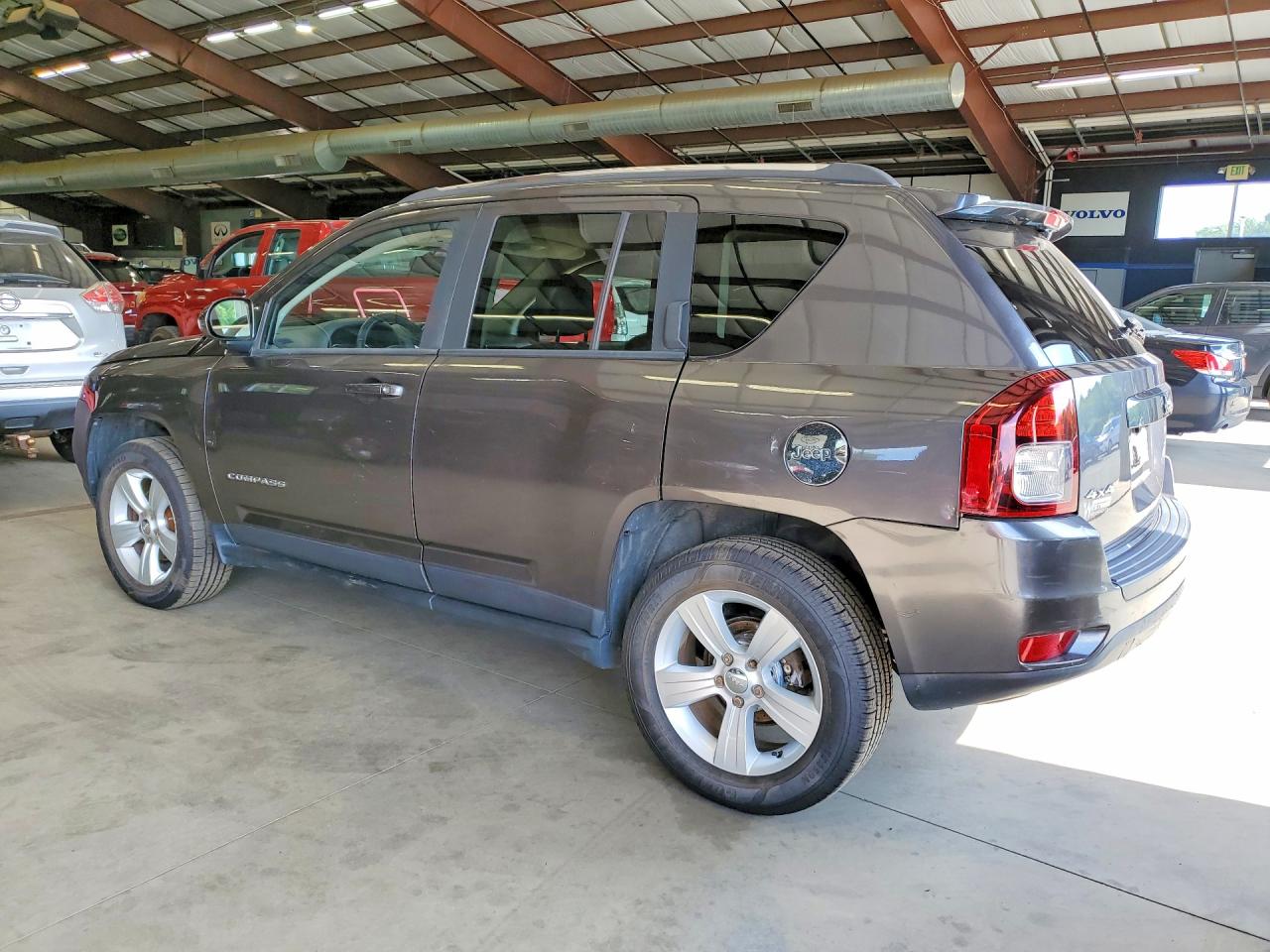 2015 Jeep Compass Latitude Серый vin: 1C4NJDEB2FD163190