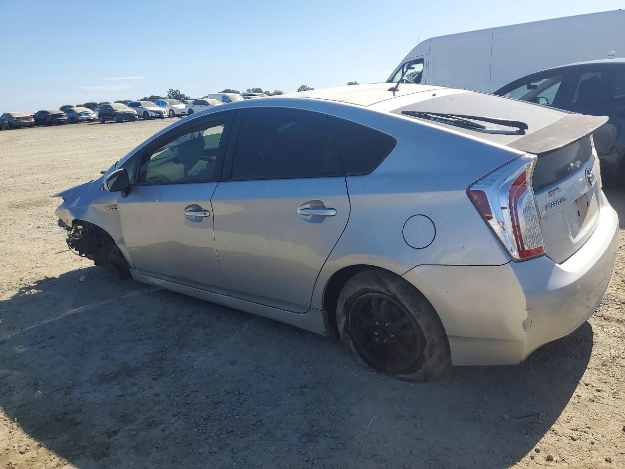 2014 Toyota Prius Two Зеленый vin: JTDKN3DU3E1832295