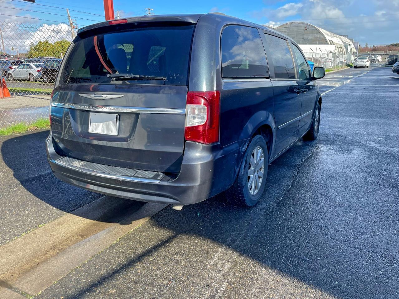 2014 Chrysler Town & Country Touring Blue vin: 2C4RC1BG7ER438140