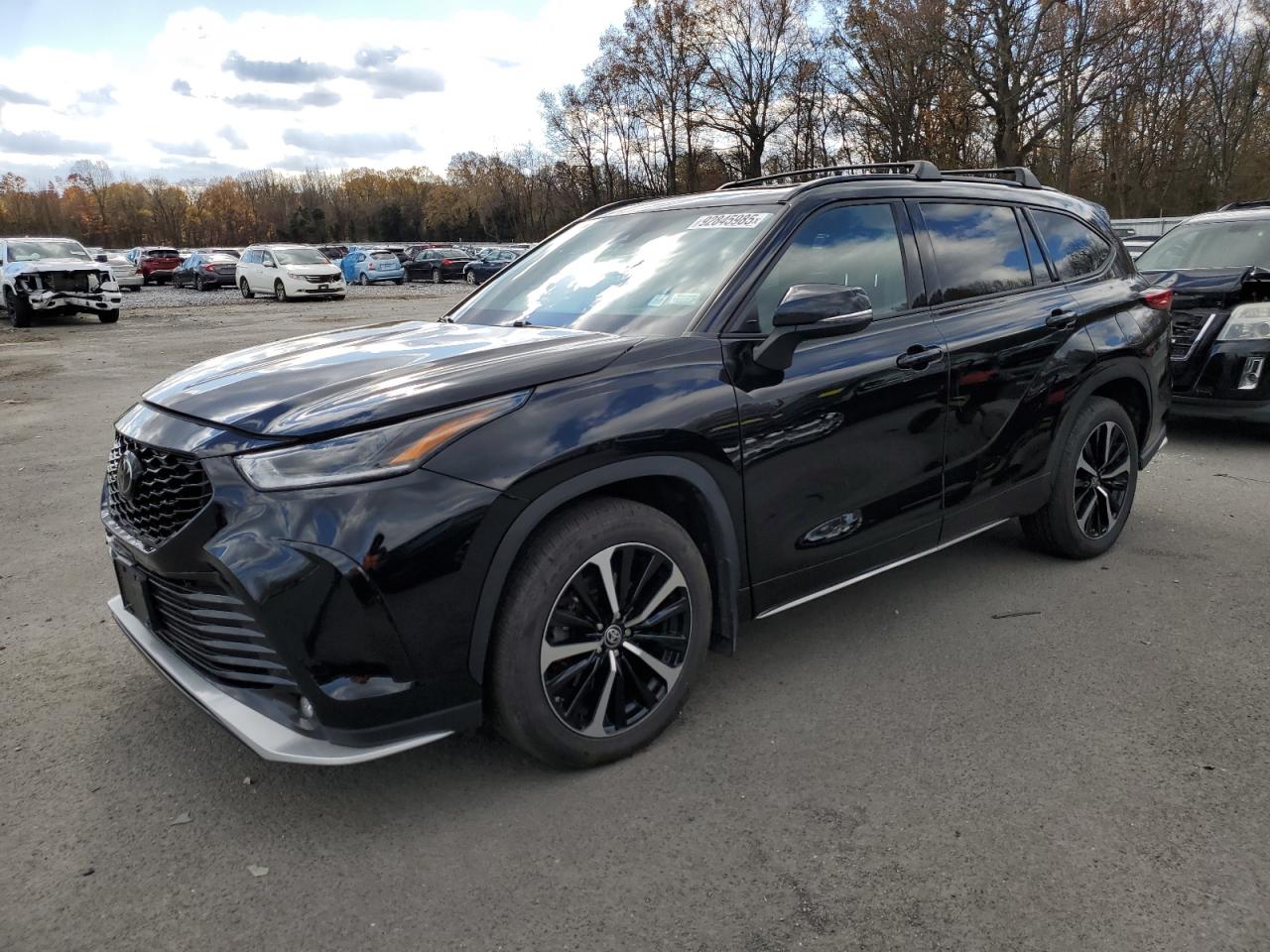 2022 Toyota Highlander Xse Black vin: 5TDLZRBHXNS257536