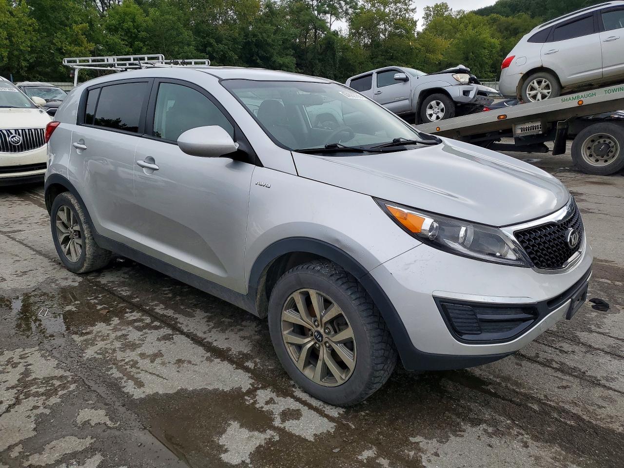 2015 Kia Sportage Lx Silver vin: KNDPBCAC9F7780356