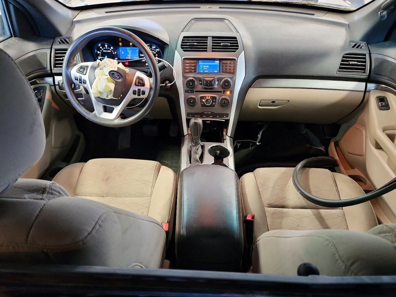 2015 Ford Explorer Черный vin: 1FM5K8B87FGA71693