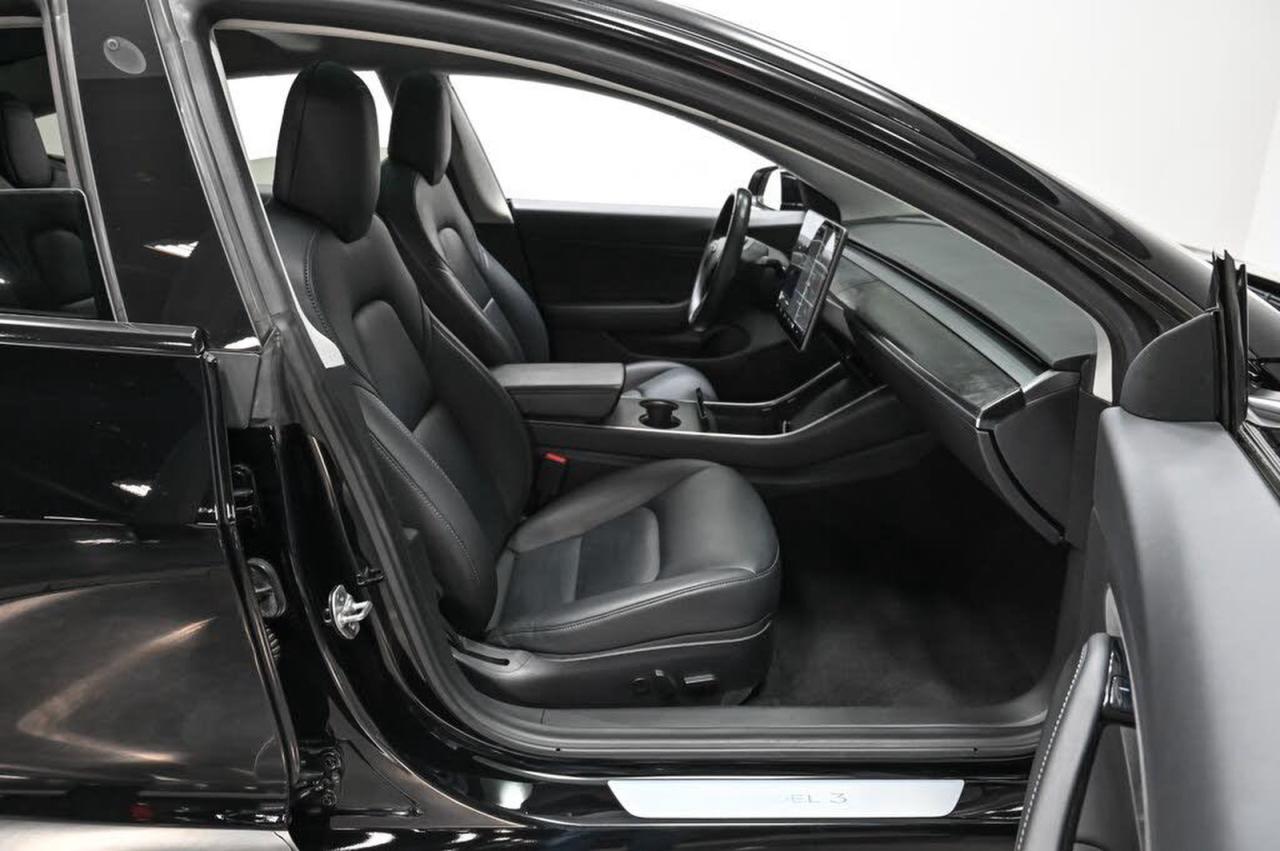 2018 Tesla Model 3 Black vin: 5YJ3E1EB5JF128896