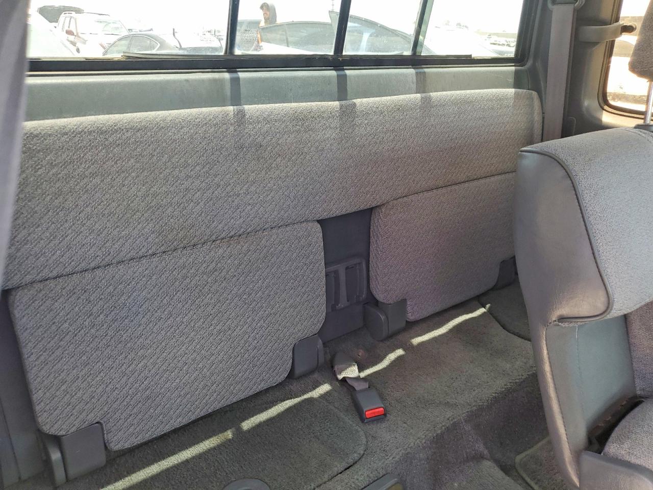 1997 Toyota Tacoma Base Red vin: 4TAVL52NXVZ294685