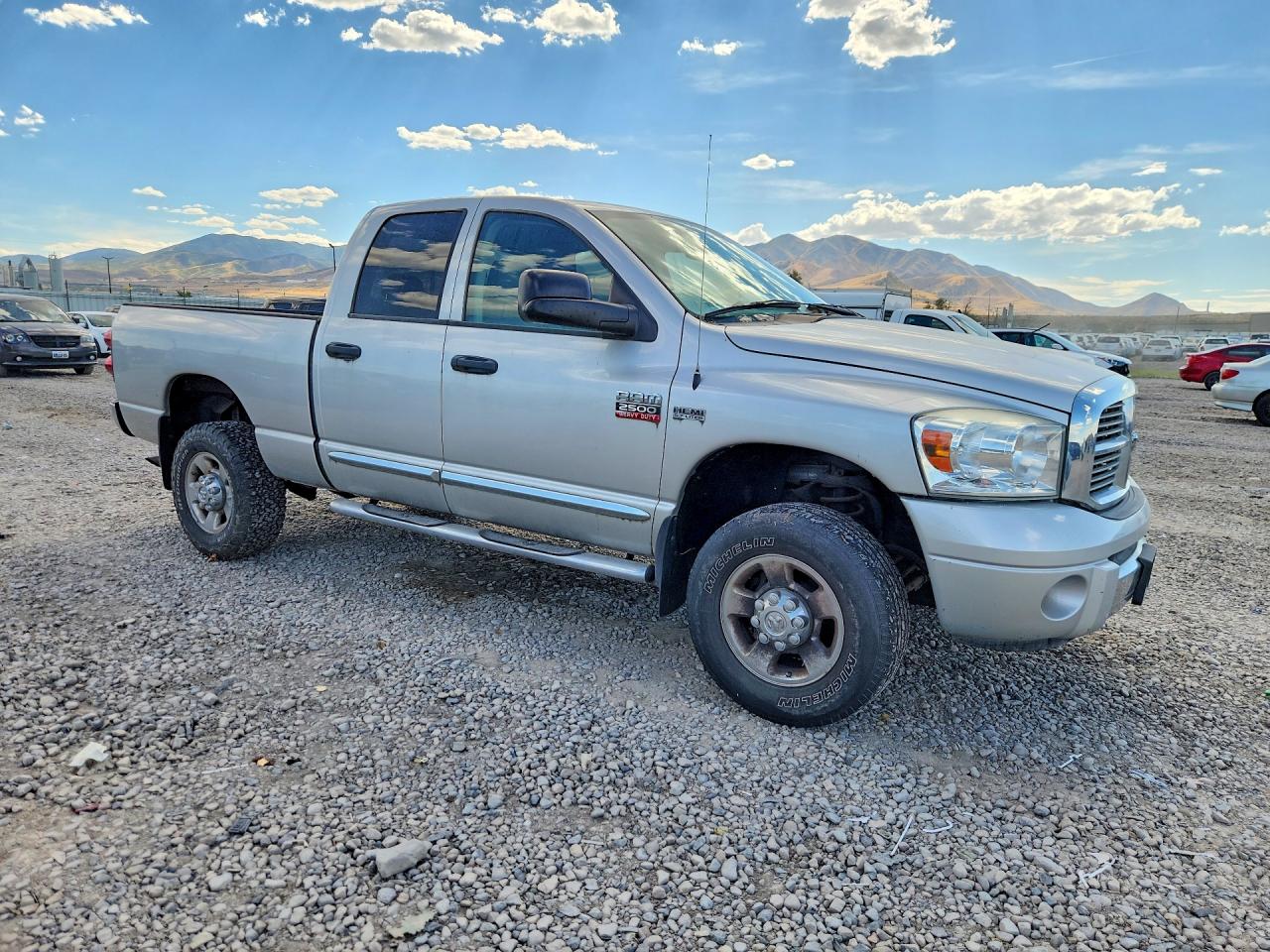 2008 Dodge Ram 2500 St Silver vin: 3D7KS28D78G207388