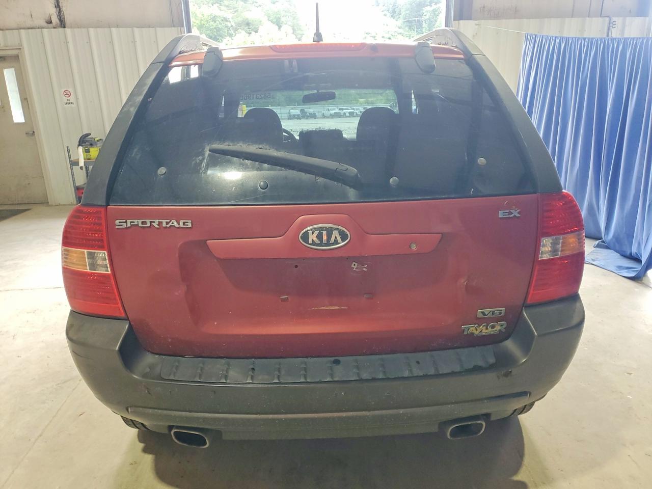 2005 Kia Sportage Red vin: KNDJE723157062253