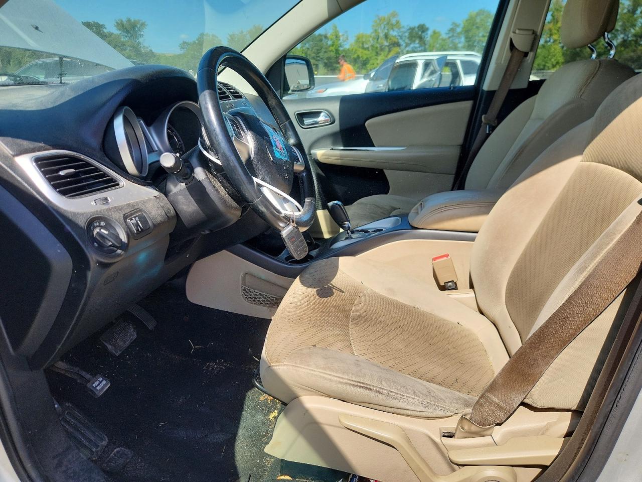 2014 Dodge Journey Se Серебряный vin: 3C4PDCAB4ET141345