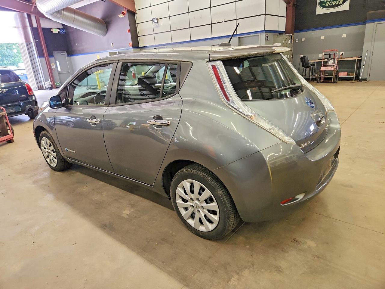 2015 Nissan Leaf S Silver vin: 1N4AZ0CP7FC319329
