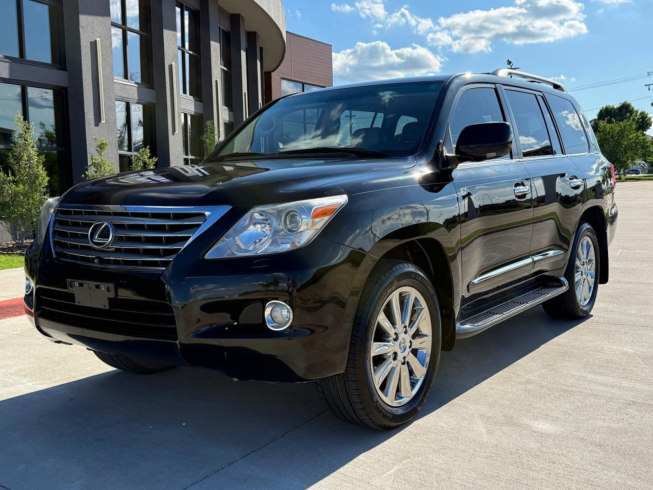 2011 Lexus Lx 570 Черный vin: JTJHY7AX5B4083143