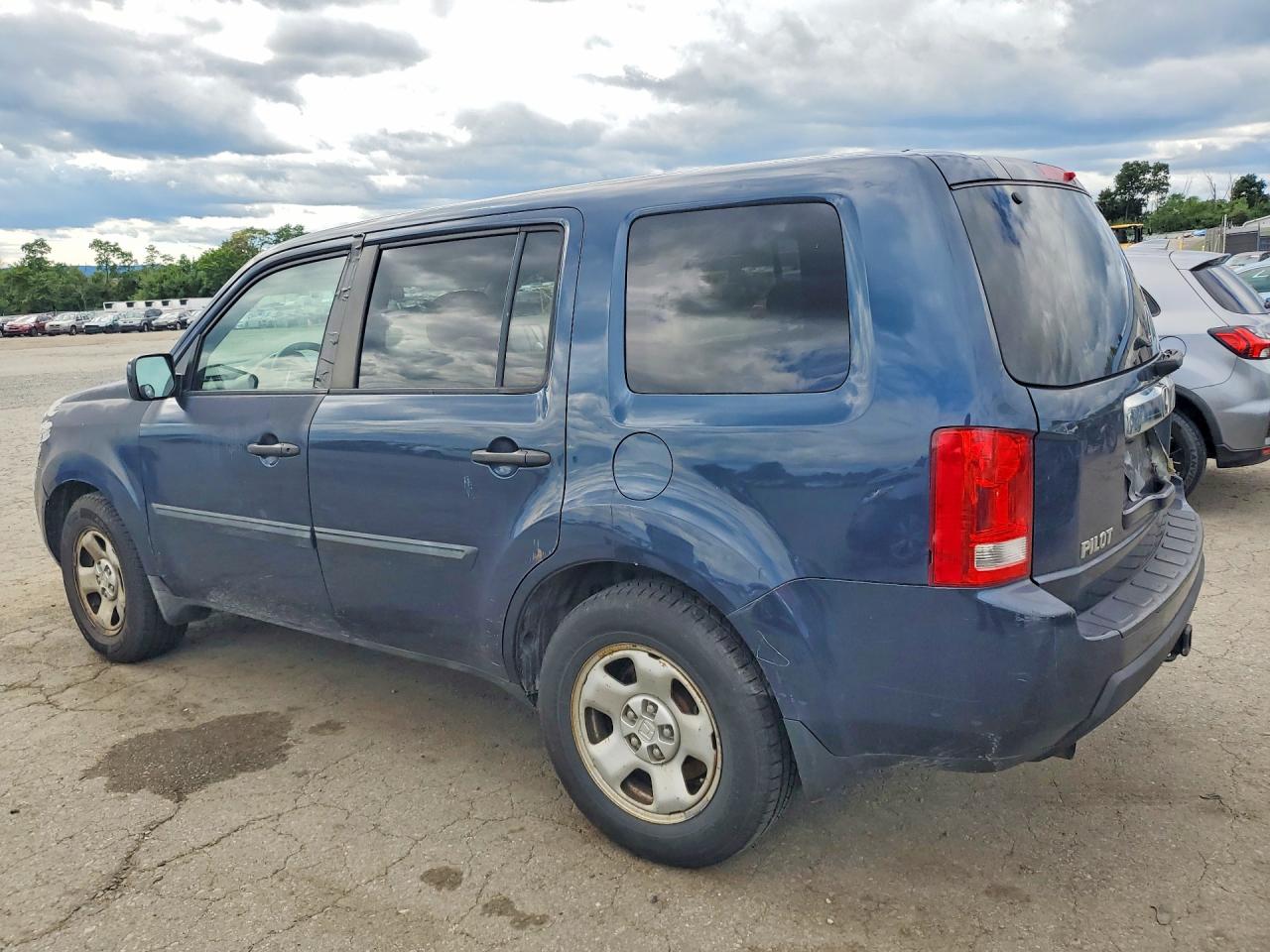 2010 Honda Pilot Lx Blue vin: 5FNYF4H27AB016777