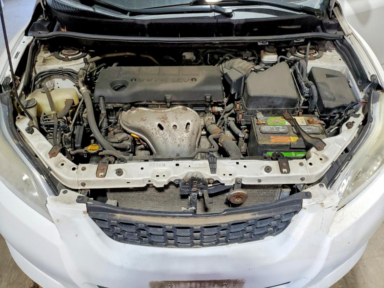 2013 Toyota Corolla Matrix S White vin: 2T1LE4EEXDC023338