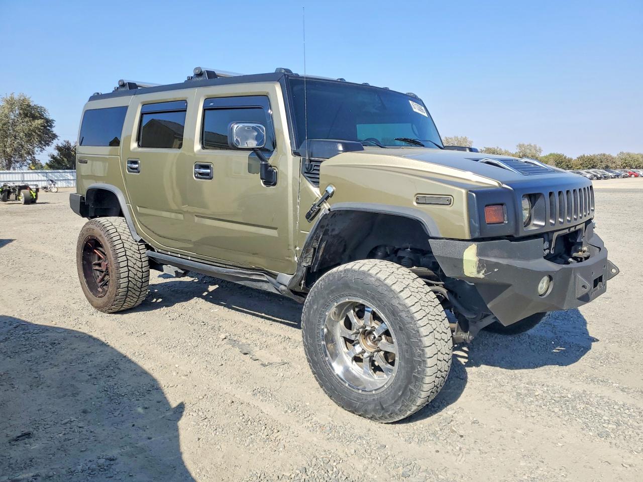 2005 Hummer H2 Tan vin: 5GRGN23U25H104734
